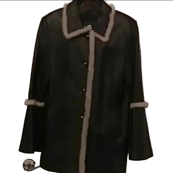 🐾leather jacket with natural fur and cute sleeves - Picture 3 of 16